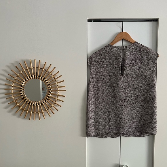 Zara Floral Blouse - Picture 2 of 4